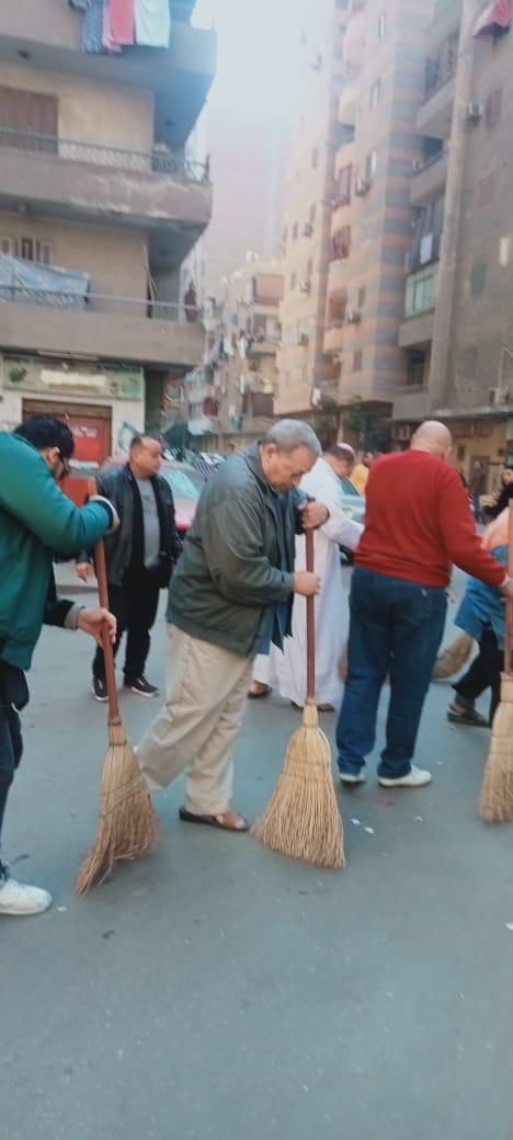 حملة لتنظيف وتجميل الشوارع في العمرانية الشرقية